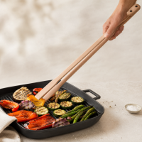 Profi-Grillzange aus Buchenholz verschraubt 60 cm 5